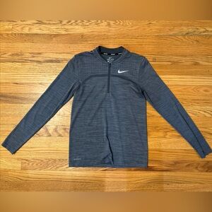 Nike Dri-FIT Golf Jacket in Dark Gray